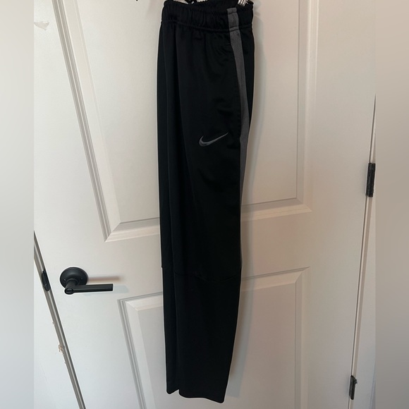 Nike Sweatpants - Black - Medium - Picture 2 of 3